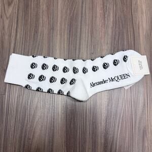 NWT Alexander McQueen Skull Short Socks, M, White